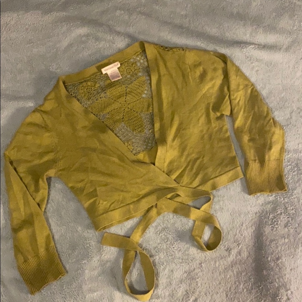 Green half sweater